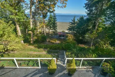 Image de Private Ocean Front Pet Friendly Home w\/ Cabana