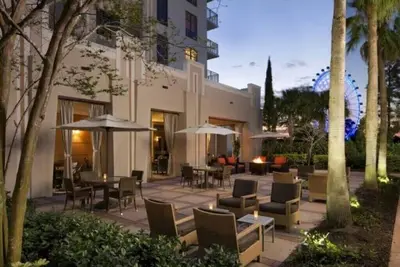 Image de Theme Park Getaway! 2Bed 2Bath Resort Unit near Icon Park.