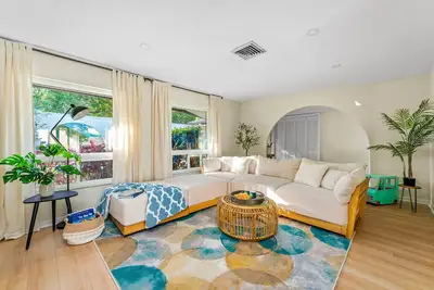 Image de Heated salt water pool Spacious 4br, 3br