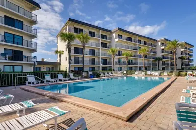 Image de Oceanfront Ormond Beach Condo: Community Perks!