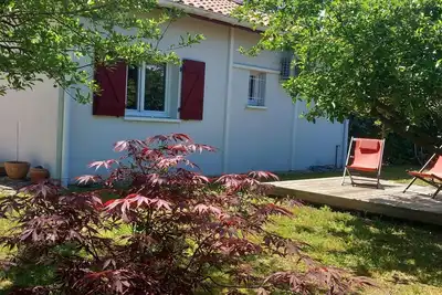 Image de Au coeur du village, mais. 3 ch, 2 salles d'eau, 10 mn à vélo de la plage, à 2 km