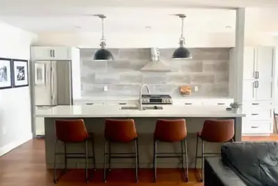Image de Ridge Retreat - Ground floor 2 bdrm - close to golf, hiking & Village at Blue