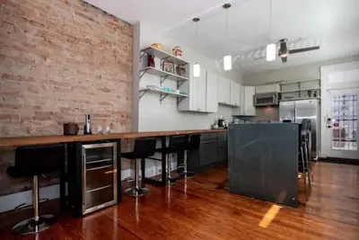 Image de Historic Single-Family Home in Downtown Cincinnati