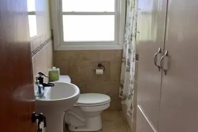 Image de Santa & your Family coming to town? Book a 3-1!