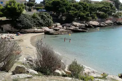Image de Villa standing -piscine chauffée- plage 100 m- Carro