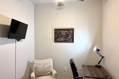 Image de 25% Off 2bd Skyline view Richardson Rd039