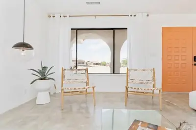 Image de Arcadia Arches - Modern Desert Minimalism