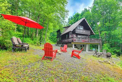 Image de Pet-Friendly Home w/ Deck: 4 Mi to Jay Peak Resort