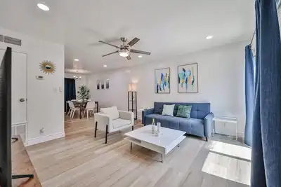 Image de Stylish 2-Story Scottsdale 2br | Near Old Town