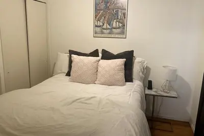 Image de The Best Apt in the West Village! 1 Bedroom oasis.