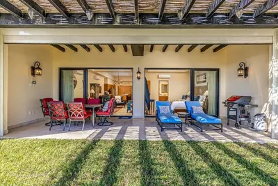 Image de Stunning 2 Br with Resort Access & Relaxing Terrace