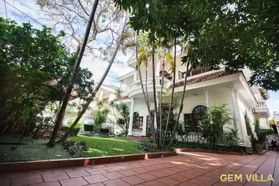 Image de Gem Villa 10, Biệt thự phong cách cổ điển, sang trọng và ấm cúng có hồ bơi lớn.