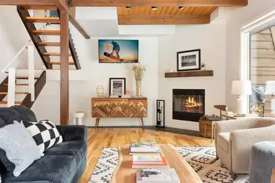 Image de Chic 3br Home with Hot Tub, Great Location Between Vail & Beaver Creek