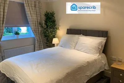 Image de Addlestone - Stylish / Modern - Two Bedroom (Two Bathroom) Apartment