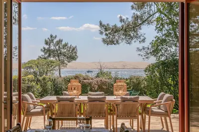 Image de Villa Santa Maria - 44hectares - Première ligne, Villa Santa Maria