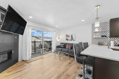 Image de Ideally Located Condo in Dillon w/ Marina Views & Close to the Amphitheater!