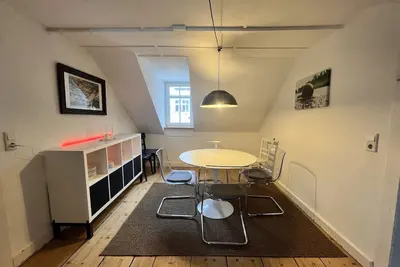 Image de Gemütliche 2-zimmer-wohnung, Großer Garten, Zentral Gelegen