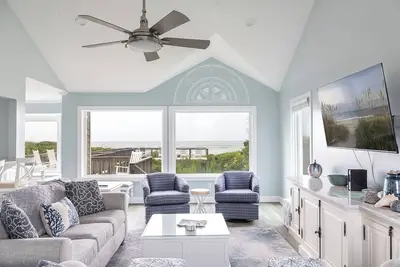 Image de Beach Thyme, Oceanfront House in Indian Beach, Nc!