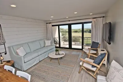 Image de Beachwalk 116, Oceanfront Condo in Pine Knoll Shores, Nc!
