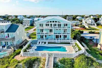 Image de Bill Fish, Oceanfront House in Emerald Isle, Nc!