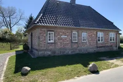 Image de Luxus-ökohäuschen mit Eingezäuntem Garten, Gutshofsauna!