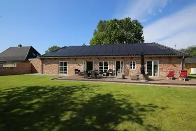 Image de Luxus-ökohaus mit Kamin, Sauna, Eingezäuntem Garten