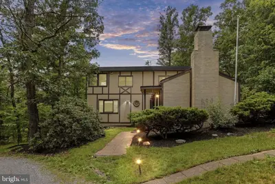 Image de Relaxing & Rejuvenating Retreat w/Hot tub, Pool, Sauna, & Games for family+pets