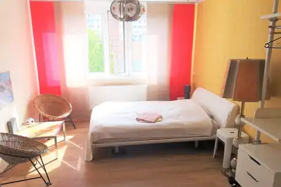 Image de Blick auf den Fernsehturm vom Bett! Hell, Ruhig, Einzigartig