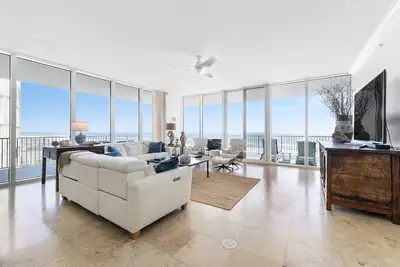 Image de Mediterranean East 401-Gulf Front!