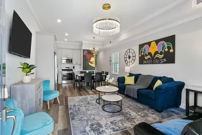 Image de Charming 5br/5ba | Parking | Near French Quarter