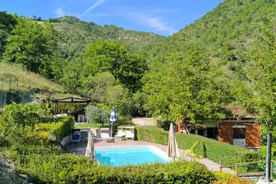 Image de Appartement de vacances Acqualagna pour 1 - 10 personnes avec 3 chambres à coucher - Maison de vacan