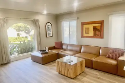 Image de Charming duplex by Averill Park close to Palos Verdes, Ocean, Beach, Hwy.