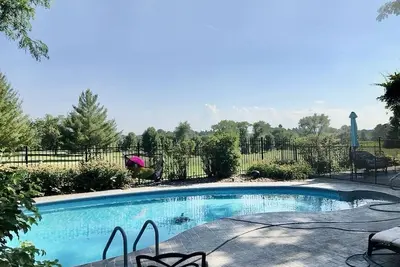 Image de House with Private Pool on Galena Golf Course! Yet only 5 minutes from Downtown!