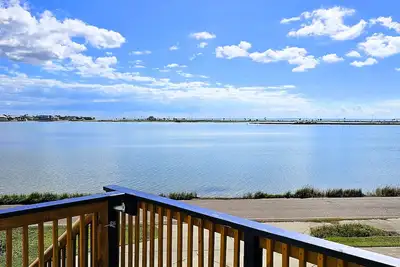 Image de Rockport'S Best View And Location! - Pat's Perch --- On the Water