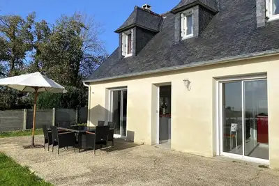 Image de Maison Vue Mer, jardin, terrasse, Wifi, exposée Sud, à Trebeurden