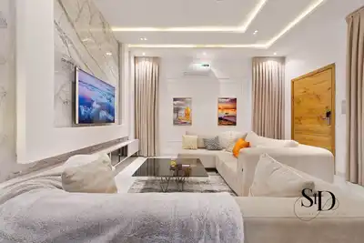 Image de Luxury 4 Bed House with Swimming Pool + Ps5 Game + Snoker+Table Tennis in Lekki