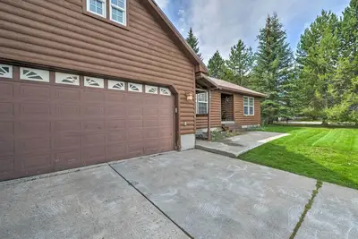 Image de Experience nature at your doorstep! Island Park cabin near Yellowstone 27 min