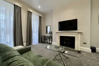 Image de 1 Bedroom Brand New Flat with Sky Tv, Air Con