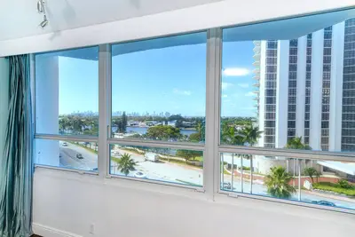 Image de Bay View with free parking