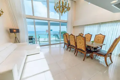 Image de Loft Balcony Ocean View with free parking