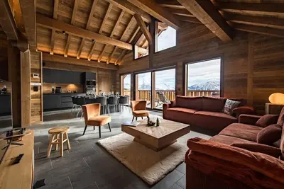 Image de Magnifique chalet avec sauna et garage
