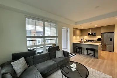 Image de Brand New 1 Bedroom  - luxury bed and finishings
