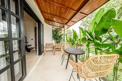 Image de Sarang Apartment №1 by EVDEkimi – Garden and Pool view with yoga gazebo – Long stay extras
