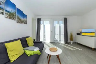 Image de Geschmackvoll und Hochwertig - Ferienwohnung Ostseeluft