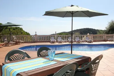 Image de Villa 10 Pers, Piscine Privée, Climatisée