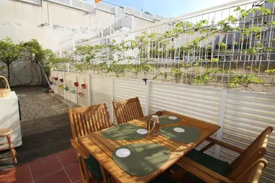 Appartement moderne près de la plage avec piscine, climatisation et terrasse à Llançà