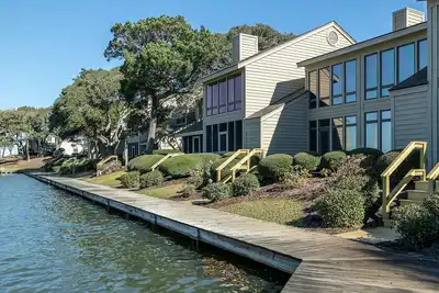 Image de Westport B-4, Soundfront Condo in Pine Knoll Shores, Nc!
