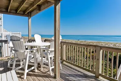 Image de Windsurfer East, Oceanfront Duplex in Emerald Isle, Nc!