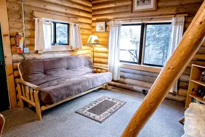 Atmospheric woodland cabin with firepit, near Glacier & Flathead Lake