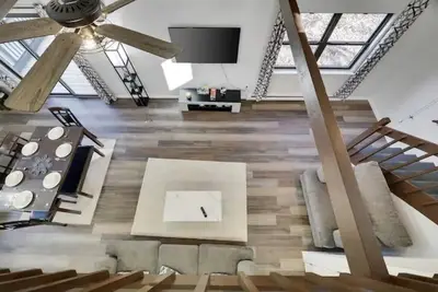 Image de Pocono lake retreat. Cozy remodeled ski retreat on Pocono Mountain area. ⛷️